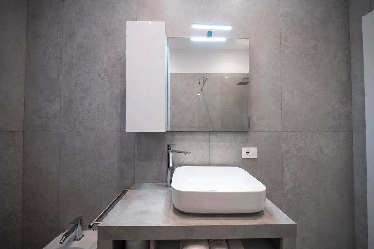 Parking - Design - Caesar House Daire Bergamo