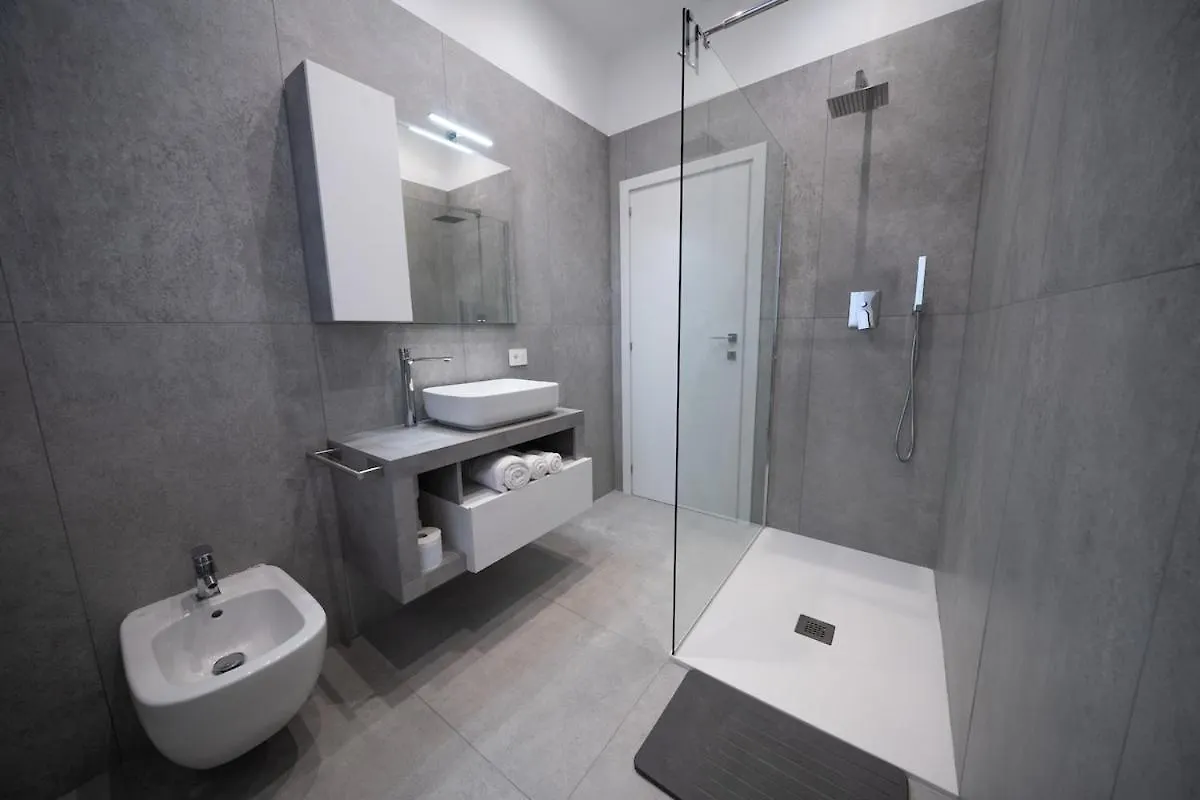 Parking - Design - Caesar House Apartment Bergamo 0*,
